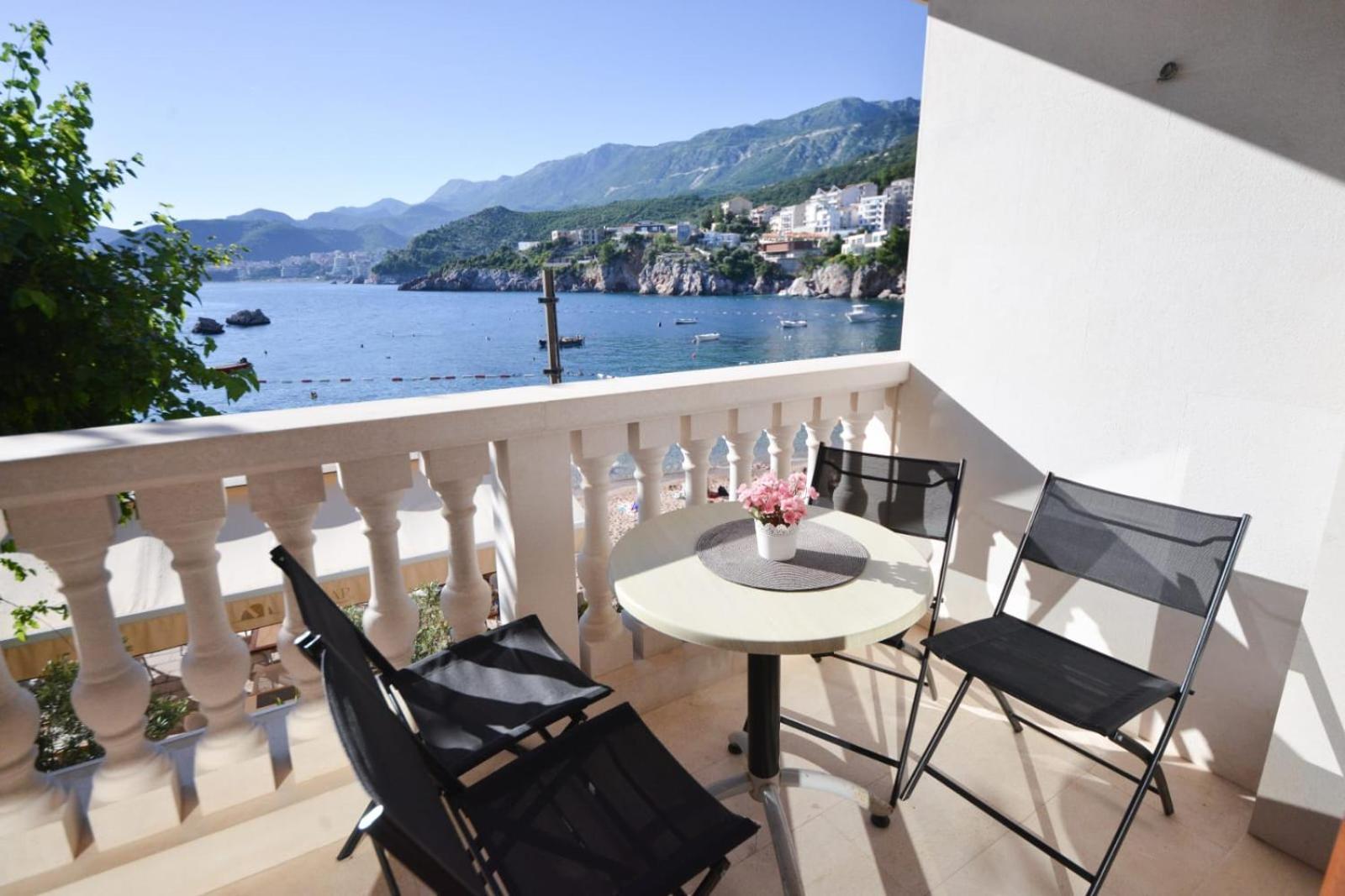 Przno Luxury Apartments Sveti Stefan Exterior photo